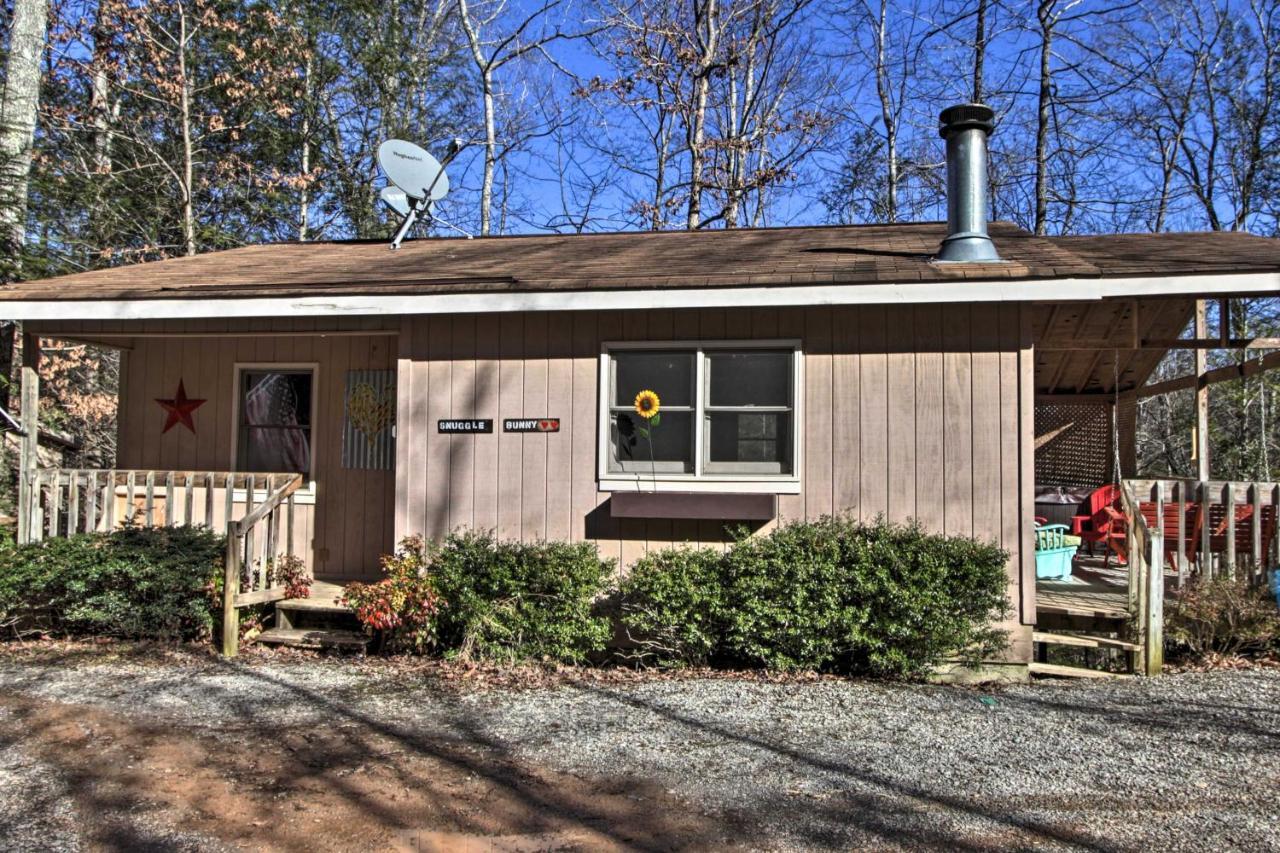 Renovated Smoky Mtn Cabin - Hot Tub, Trees, Peace! Villa Sevierville Exterior photo